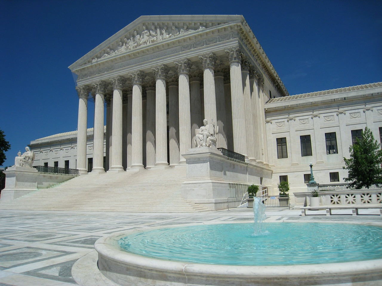 Unanimous U.S. Supreme Court Ruled State Parens Patriae Action is Not Removable Under CAFA