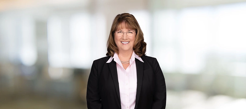 Photo of Julie Barrows